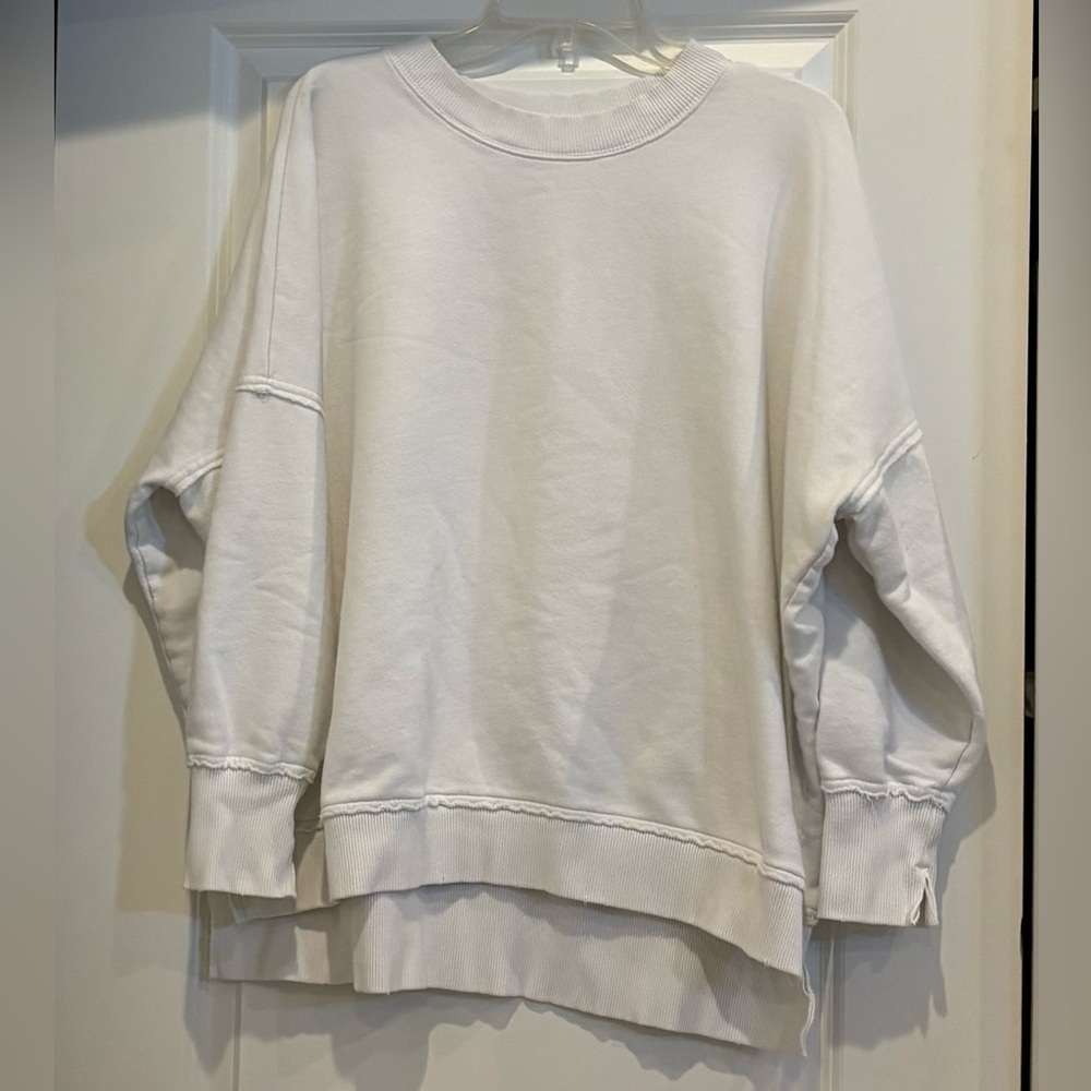 Aerie Beach Party Pullover - Picture 10 of 11